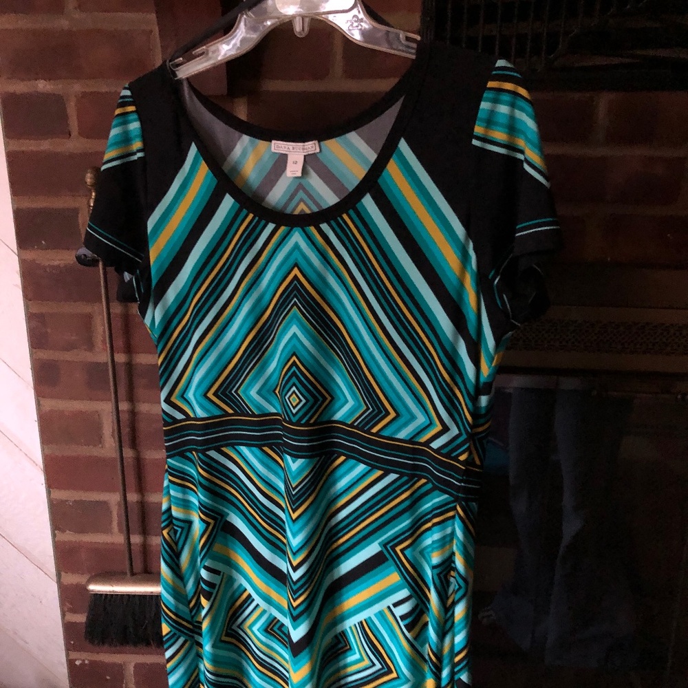 Dana Buchman Knee-Length Diamond Pattern Dress